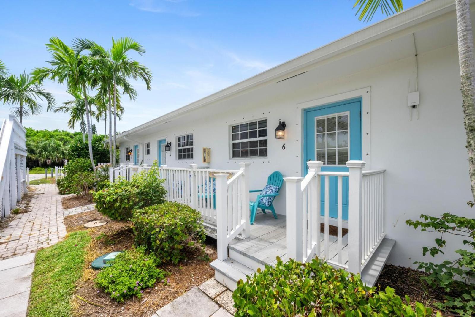 Seahorse Beach Bungalows Форт Пиърс Екстериор снимка