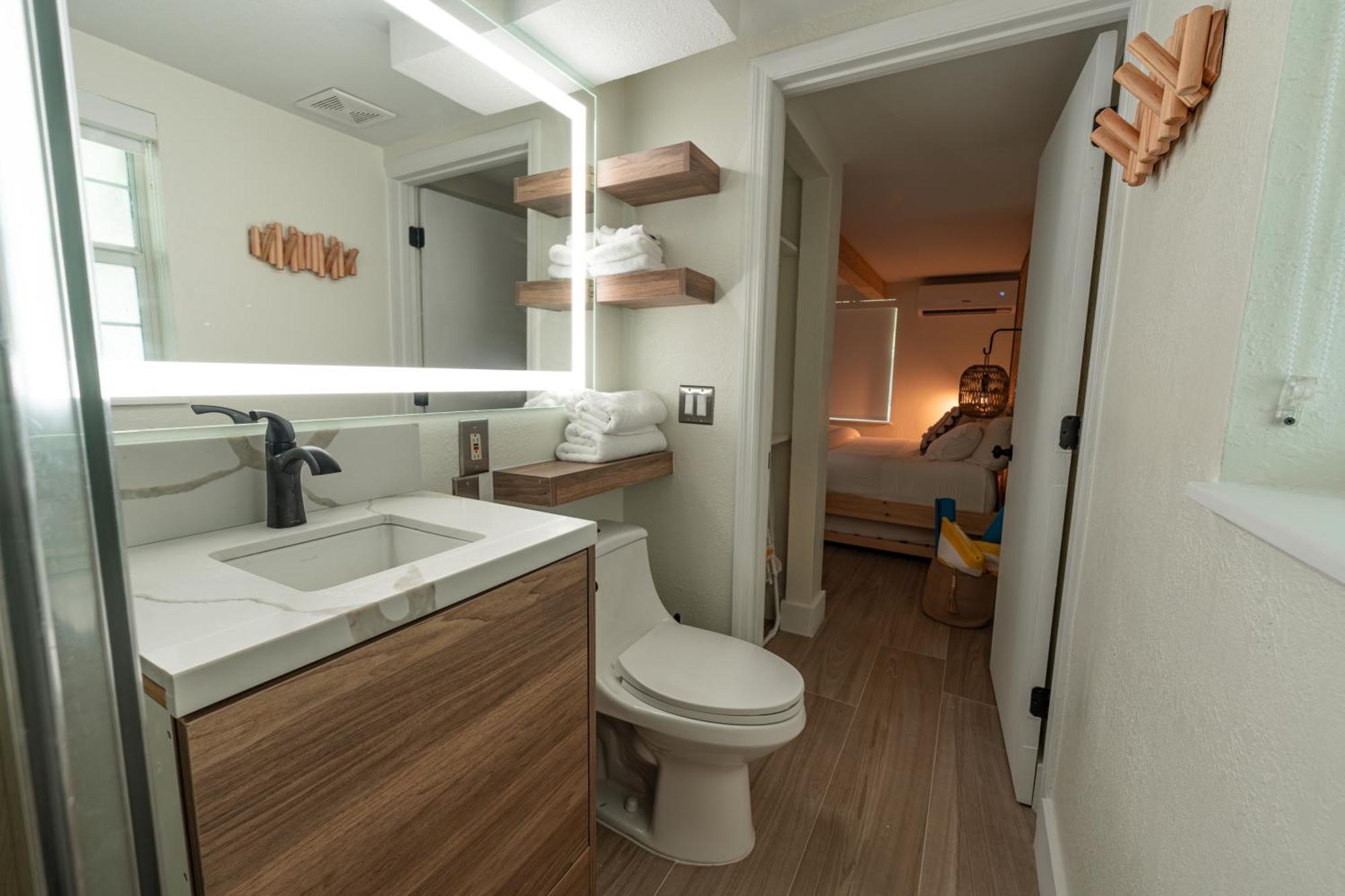 Seahorse Beach Bungalows Форт Пиърс Екстериор снимка